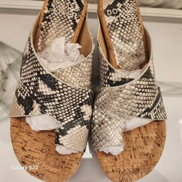Donald Pliner &quot;Sisu&quot; Python Print Wedge Sandals. NIB. Size 36/5.5