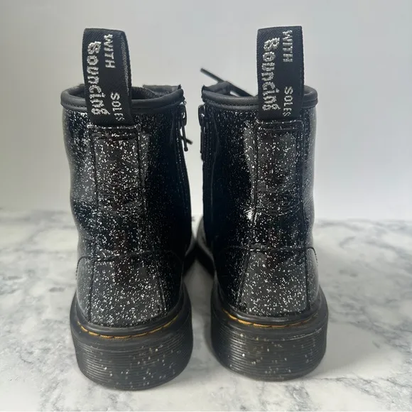 Dr. Martens 1460 Youth kid girls Black Cosmic Glitter Black Boots size 2