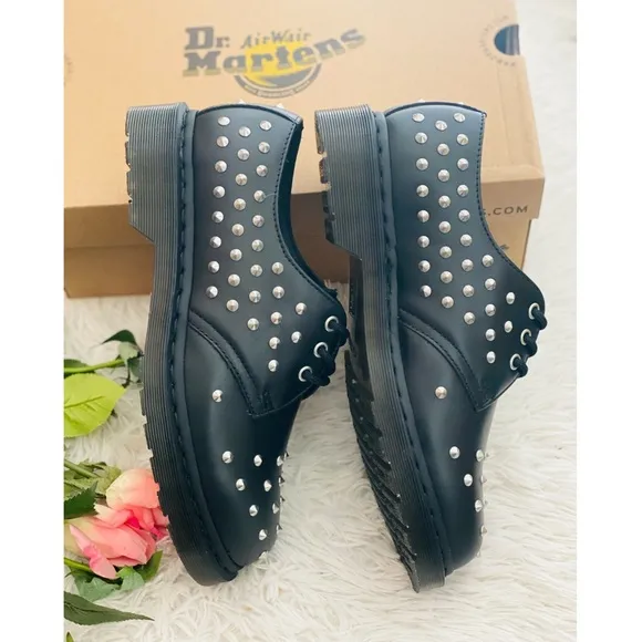 Dr. Martens 1461 Stud Wanama Leather Oxford Shoes