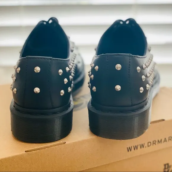Dr. Martens 1461 Stud Wanama Leather Oxford Shoes