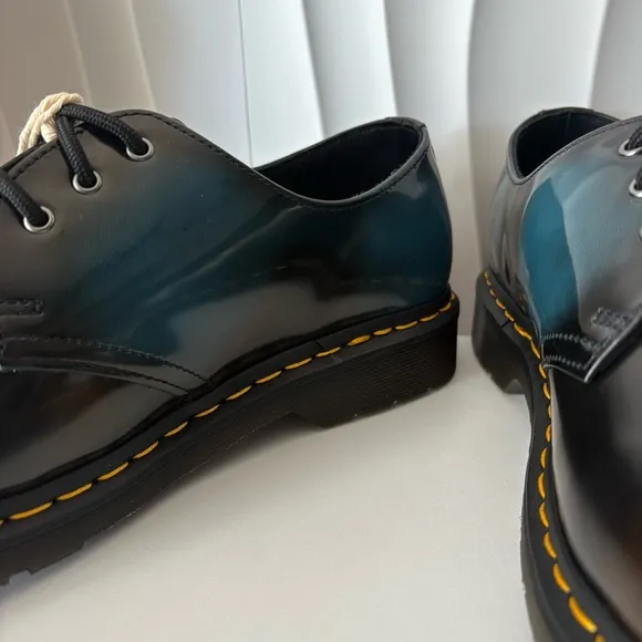 Dr. Martens 31899 Smooth Leather Brush Off Oxford Shoes Black Blue Green