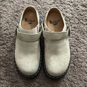 Dr. Martens Beige Mules