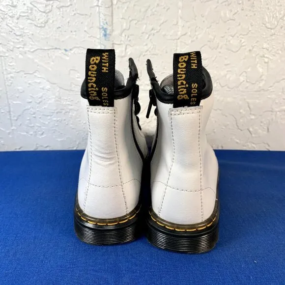 Dr. Martens Boots‎ Girls Size 2 White Combat Shoes Side Zip Casual