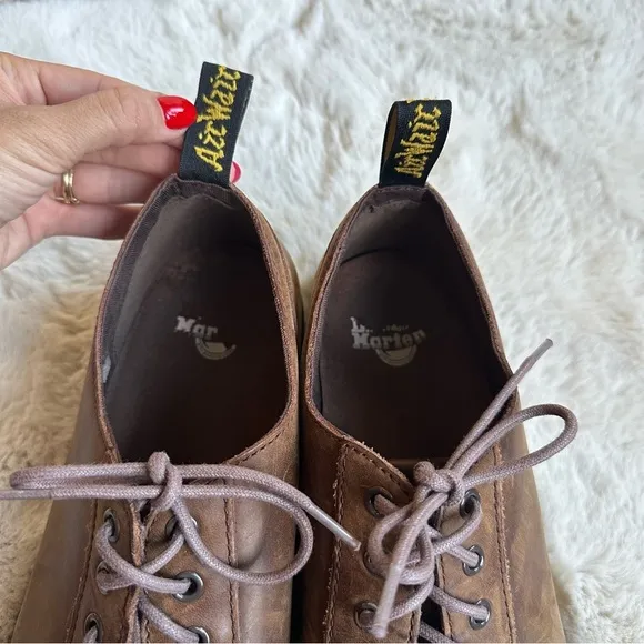 Dr. Martens Calmont Lace-Up Oxford Mens Size 13 Brown Leather Low Top Sneakers