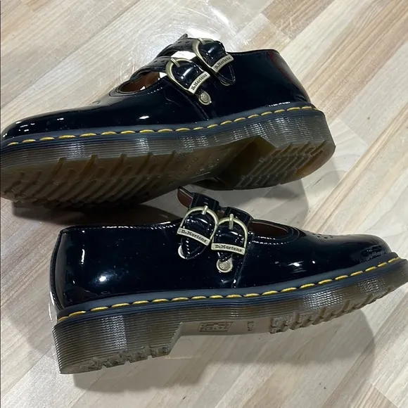 Dr. Martens doc Marten Mary Jane Black Patent Leather Mary Jane Shoes women’s 7