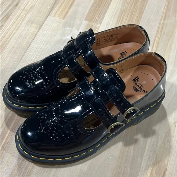 Dr. Martens doc Marten Mary Jane Black Patent Leather Mary Jane Shoes women’s 7