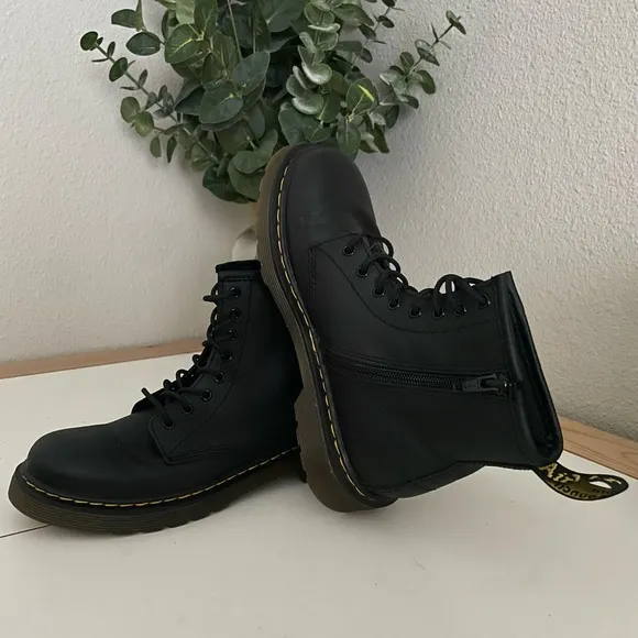 Dr. martens kid boots