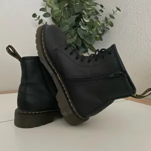 Dr. martens kid boots