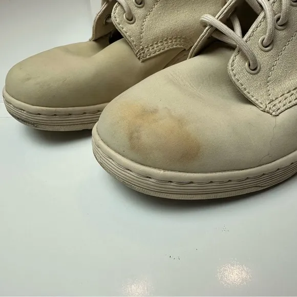 Dr. Martens Newton Boots