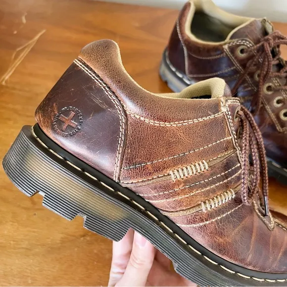 Dr Martens • vintage Drake lace up oxford shoes Y2K 90s brown leather chunky lug