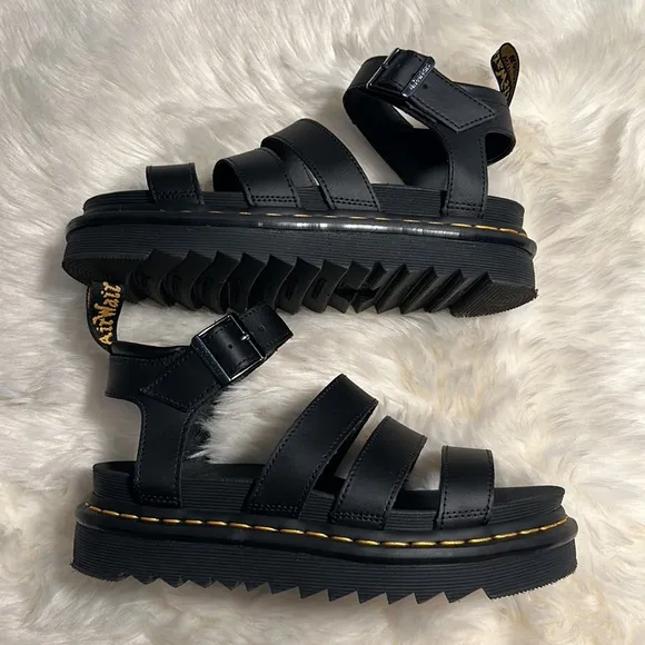 Dr Martens Women's Blaire Hydro Platform Sandals Size 7 Black