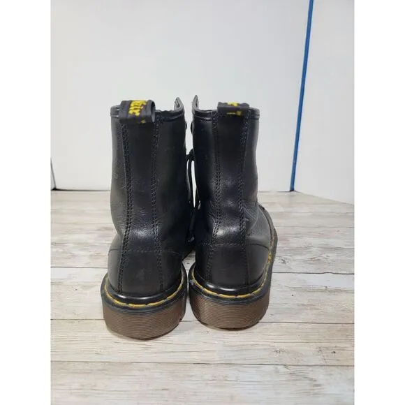 Dr. Martens Youth Size 2.5‎ Black Boots Air Wair with Bouncing Soles