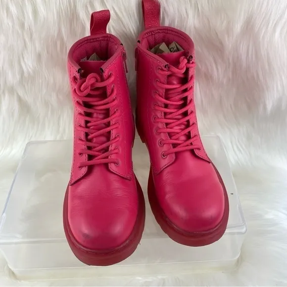 DR.MARTENS DELANEY BOOTS
