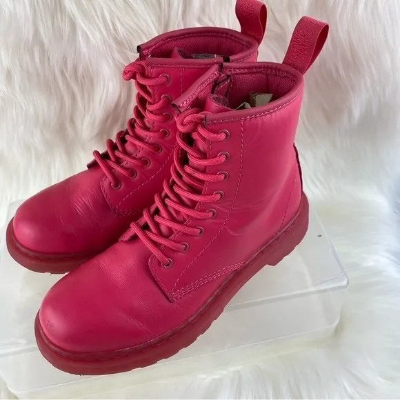 DR.MARTENS DELANEY BOOTS
