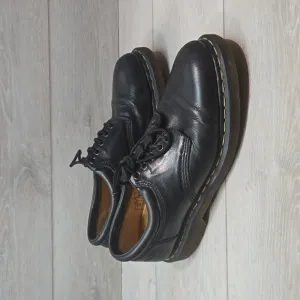 Dr.Martens Mens 11849 Leather 5 Eye  Oxford Loafer shoes sz US 11 England