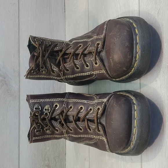 Dr.Martens Mens 8A07 High Top Leather Chunky Platform Boots shoes sz 9