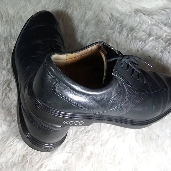 Ecco Hydromax Leather Golf Shoes