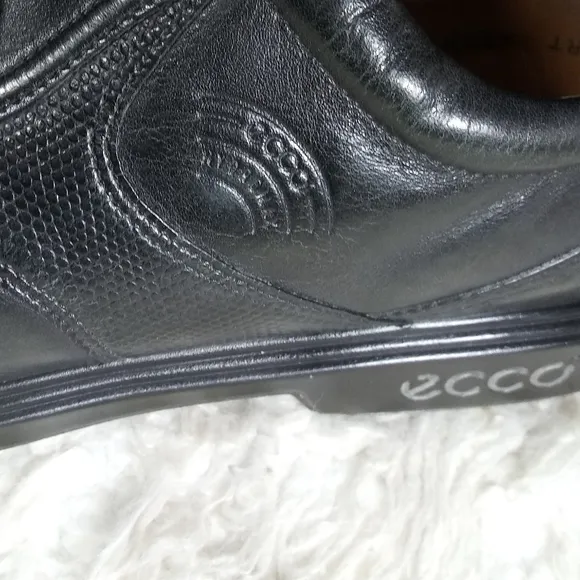 Ecco Hydromax Leather Golf Shoes