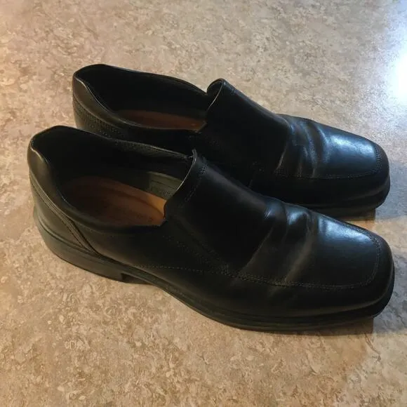 ECCO Shoes Men's US 11 Helsinki 2.0 Apron Toe Slip-On Black 500154 01001