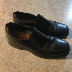 ECCO Shoes Men's US 11 Helsinki 2.0 Apron Toe Slip-On Black 500154 01001