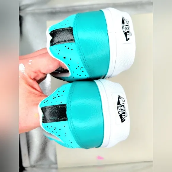 Ed Edd N Eddy - OOAK Teal/Black/White Vans Shoes (WOMENS SIZE 8)