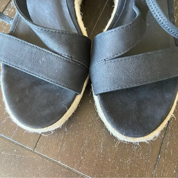 Eileen‎ Fisher Black Leather Strappy Espadrilles Sandals Wedges Size 6.5