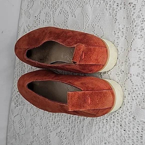 Eileen Fisher sport demi wedge brick suede flat slip on walking shoes sz 6.5