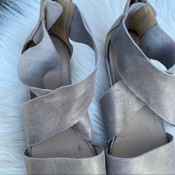 Eileen Fisher Sport Suede Criss Cross Banded Wedge Platform Sandals 7