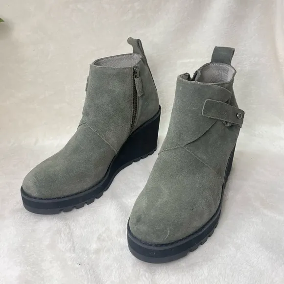 Eileen Fisher tinker wedge suede bootie In‎ Dark Moss size 6.5 M, B 237
