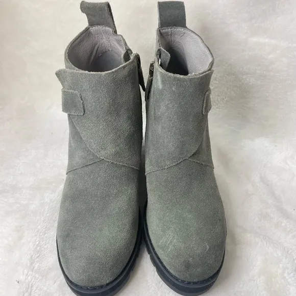 Eileen Fisher tinker wedge suede bootie In‎ Dark Moss size 6.5 M, B 237