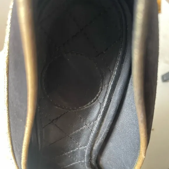Elegant Black and Gold Women's Shoes