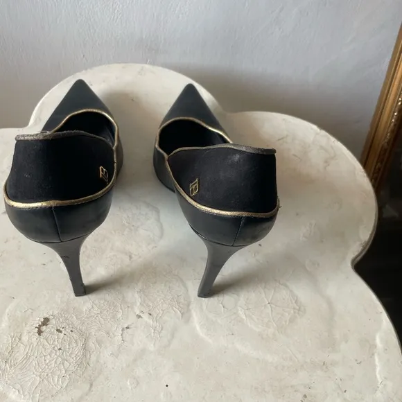 Elegant Black and Gold Women's Shoes