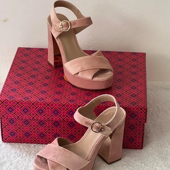 Elegant Velvet Platform Sandals