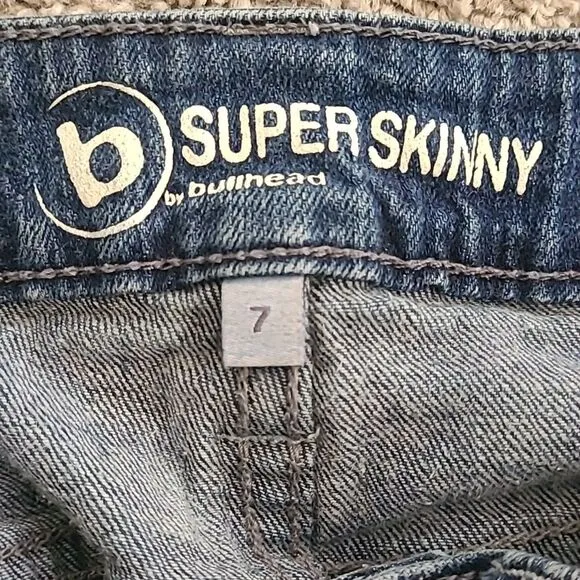 EUC Bluehead women's Super Skinny  Destroyed distressed Jeans, 7 Blue