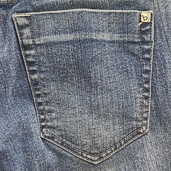 EUC Bluehead women's Super Skinny  Destroyed distressed Jeans, 7 Blue