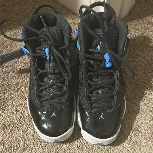 EUC Girls Black and Blue Jordan Shoes