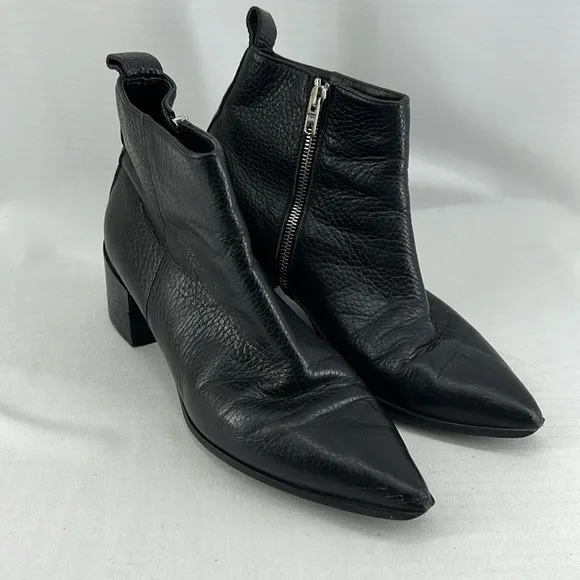 Everlane Boss Ankle Boot - Black Pebbled Leather