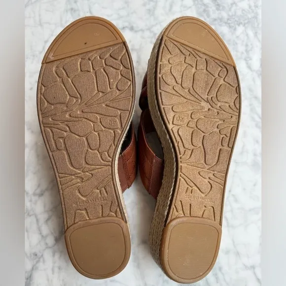 ⚡️Exceptional Tamaris Leather Mule - EUC Size 40