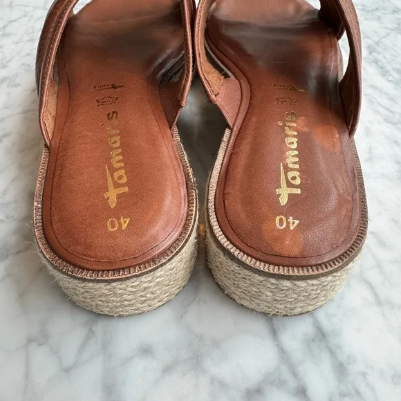 ⚡️Exceptional Tamaris Leather Mule - EUC Size 40