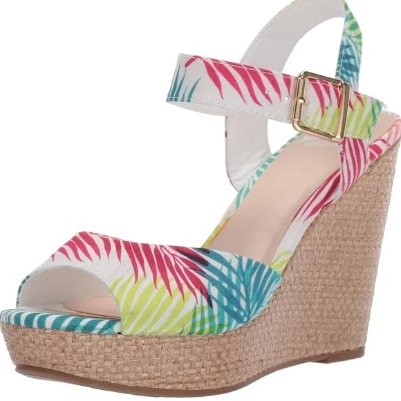 FERGIE Viola Wedge Sandal (NWOT)