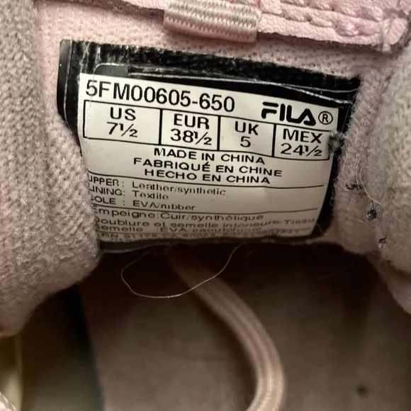 Fila Chunky Pastel Pink Rose Retro Embroidered Y2K Sneakers shoes Size 7.5