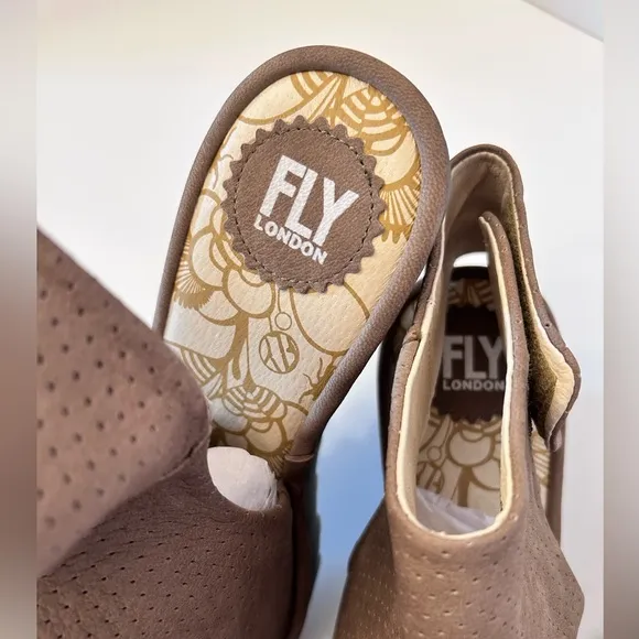 Fly London Cupido Women's Wedge Sandals