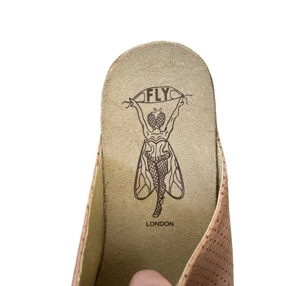 Fly London - NWOB Whin 176 Fly Slide Wedge Sandal in Rose Sz 40