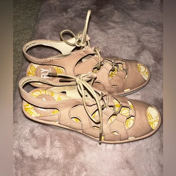 Fly London Stylish Tan lace up Wedge Sandals 39 8 8.5 summer vacation spring