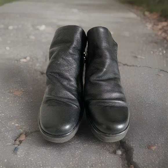 FLY LONDON Yip Black Wedge / Zip Up Slouchy Ankle  Boots Bootie Sz 39