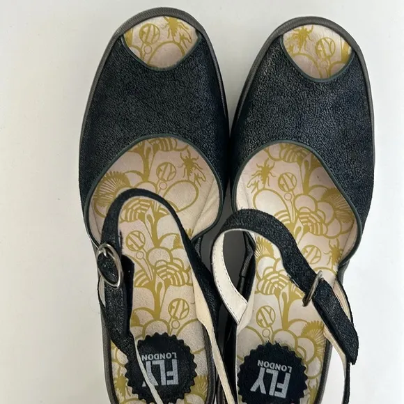 Fly London Yora Wedge Sandal in Black size 39 8 8.5