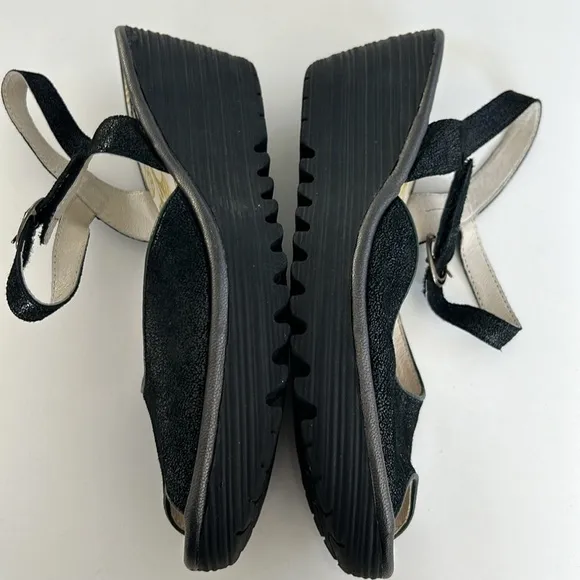 Fly London Yora Wedge Sandal in Black size 39 8 8.5