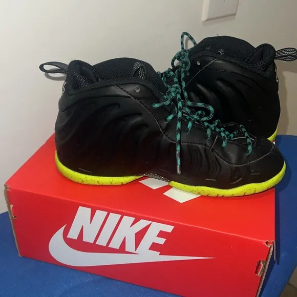 Foamposites Black and Green Shoes