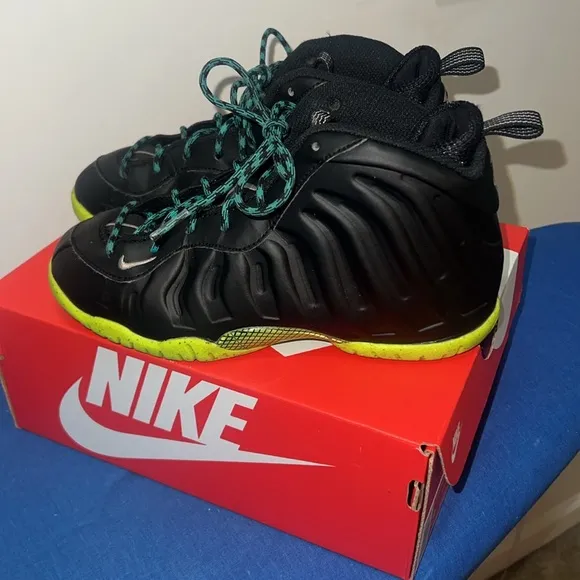 Foamposites Black and Green Shoes