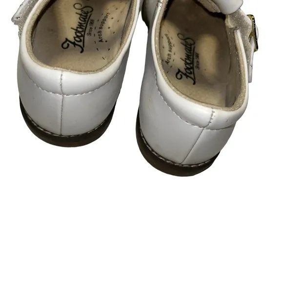 FootMates sherry Toddler Girl's white Genuine Leather Mary Jane Shoes Size 11.5